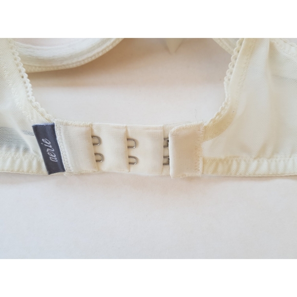 Aerie Pretty Luxuries Push-up Reese Bra - Picture 13 of 16